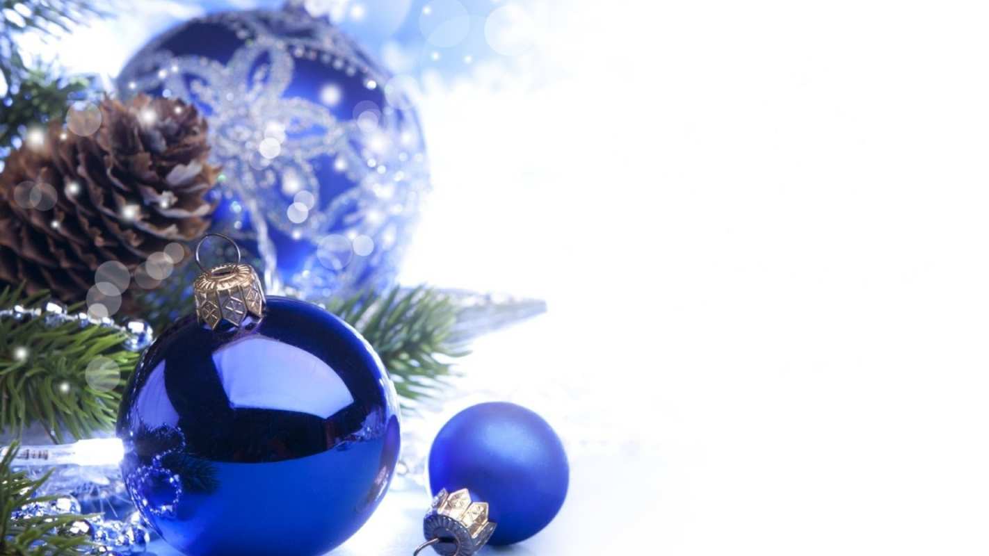 Открытка синие елочные игрушки  новый год  З новим роком 